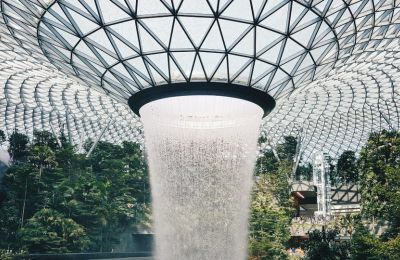 Image by Pexels / Water Falling From Glass Ceiling in Singapore by Phyo Hein Kyaw