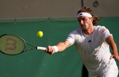 Αποχαιρέτησε το Wimbledon μετά από νέο μαραθώνιο ο Τσιτσιπάς