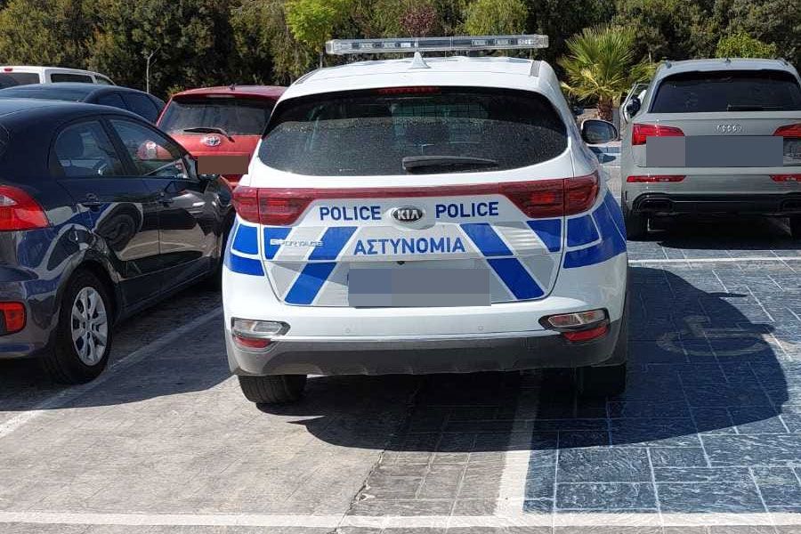 «Εκτός από μπάτσος είναι και γάρος…»