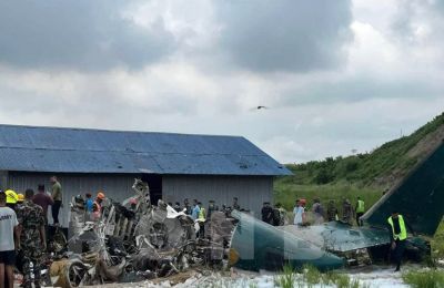 Νεπάλ: Αεροπλάνο με 19 επιβάτες συνετρίβη κατά την απογείωσή του
