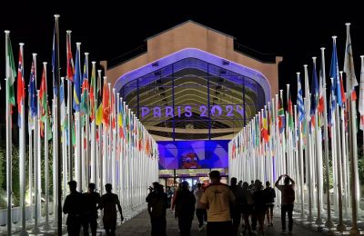 Το Παρίσι υποδέχεται τους αθλητές όλου του κόσμου