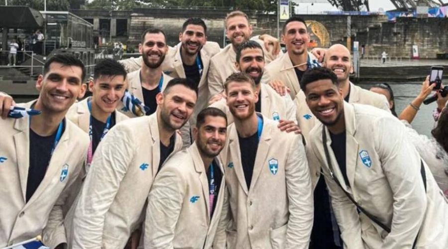 Αποχώρησε πρόωρα από την τελετή έναρξης η ομάδα μπάσκετ της Ελλάδας