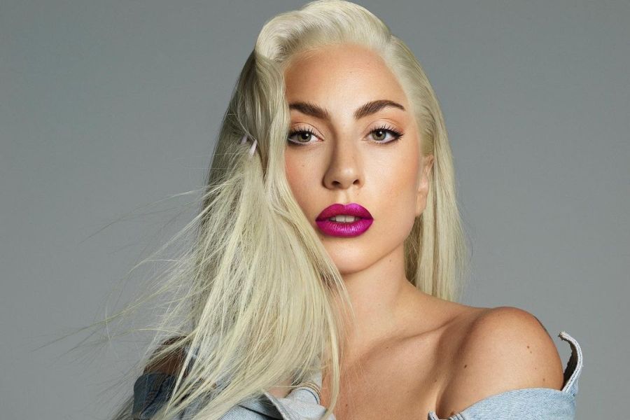 Lady Gaga: Εξηγεί γιατί δεν διέψευσε ποτέ τις φήμες που την ήθελαν να ήταν άντρας κάποτε