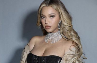 Με νέο hair look η Beyonce