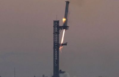 Σκέτη μαγεία η προσγείωση του πυραύλου της SpaceX