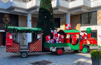 Έκλεψαν μέχρι και τη φιγούρα του Άη Βασίλη