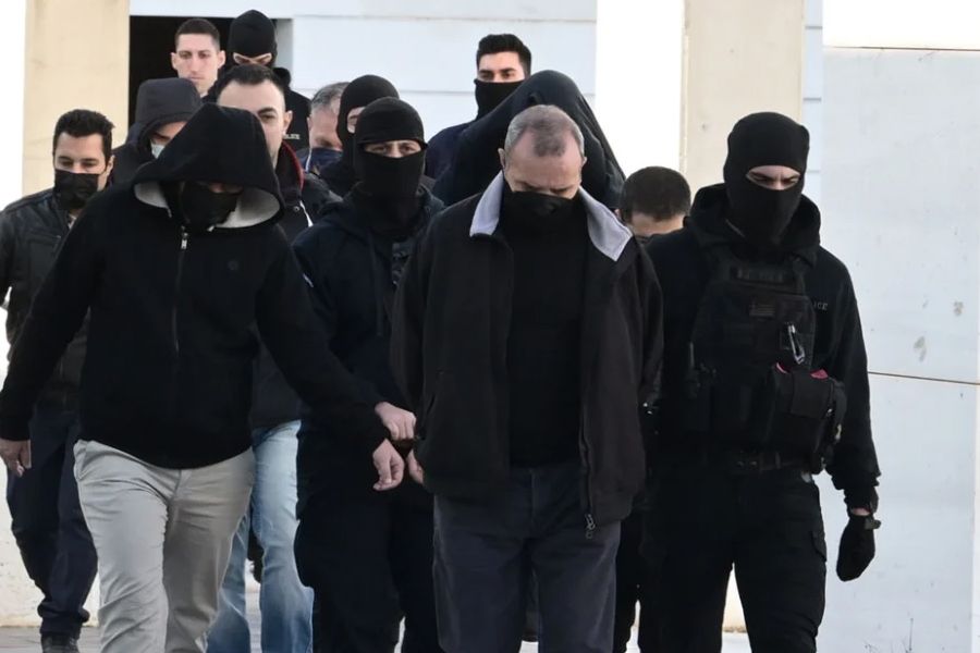 Ένοχοι 11 εκ των 17 κατηγορουμένων για τους βιασμούς της 12χρονης