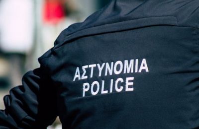 Τους βρήκαν με τραπουλόχαρτα και φίσιες στα χέρια