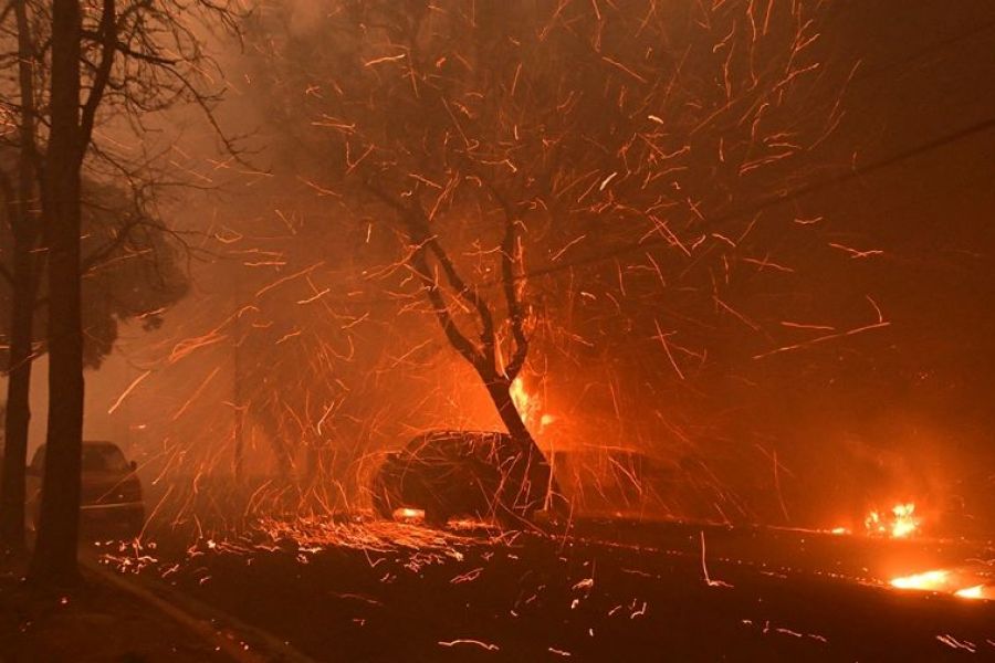 Λος Άντζελες: Τι πήγε στραβά; Οι ελλείψεις σε νερό και εναέρια μέσα