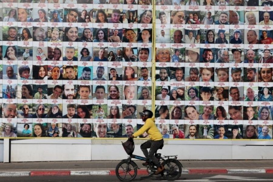 Αγωνία για τους ομήρους – Πόσοι είναι ζωντανοί και ποιοι επιστρέφουν