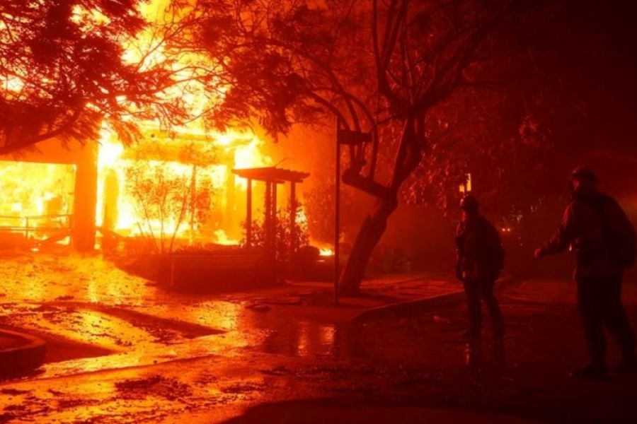 Υπό πλήρη έλεγχο οι φονικές πυρκαγιές στο Λος Άντζελες