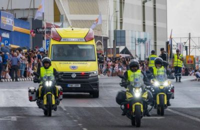 Η Τροχαία Λάρνακας συνεχίζει τις εξετάσεις. (Φωτογραφία από ΚΥΠΕ)