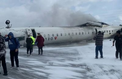 Επιβατικό αεροσκάφος αναποδογύρισε στο Τορόντο