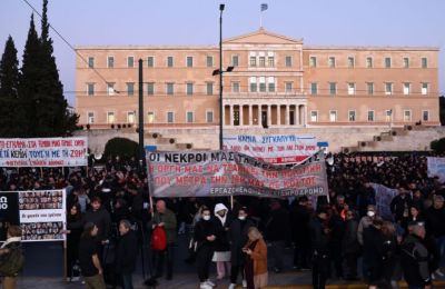 Συλλαλητήριο για τα Τέμπη στο Σύνταγμα