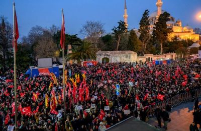 Παραμένει κρατούμενος ο δήμαρχος