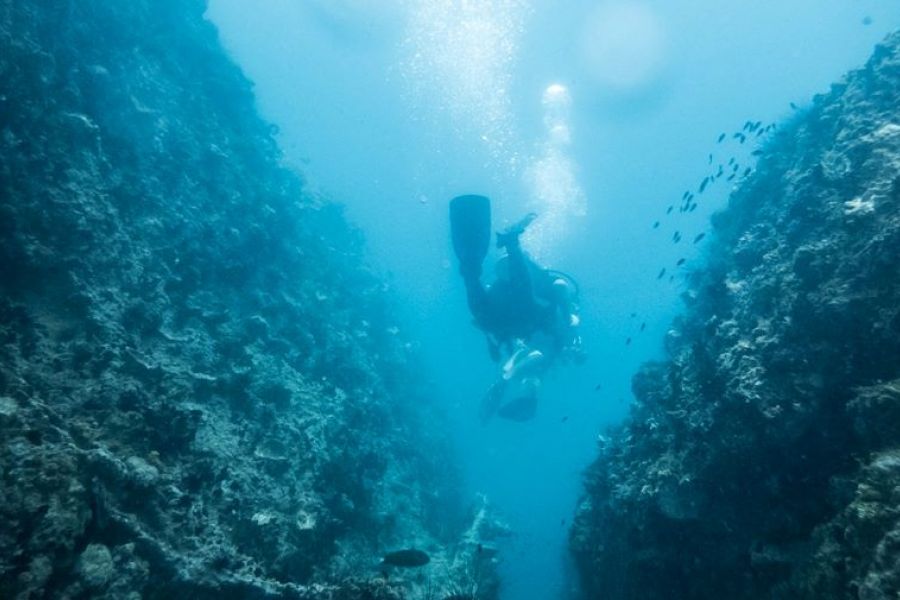 ΗΠΑ: Δύτης εντοπίστηκε νεκρός σε επικίνδυνο υποβρύχιο σπήλαιο (ΒΙΝΤΕΟ)