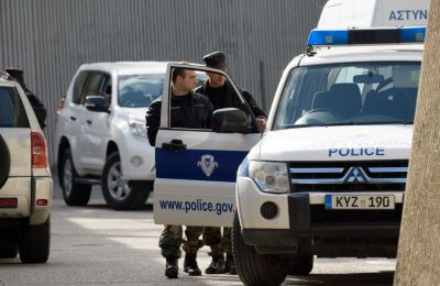 Υπό κράτηση δύο 20χρονοι και ένας 19χρονος στη Λάρνακα
