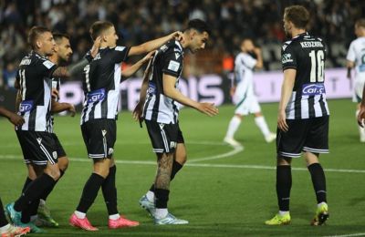 Ο ΠΑΟΚ «κουτσούρεψε» το αβαντάζ του Παναθηναϊκού και διεκδικεί στα ίσα